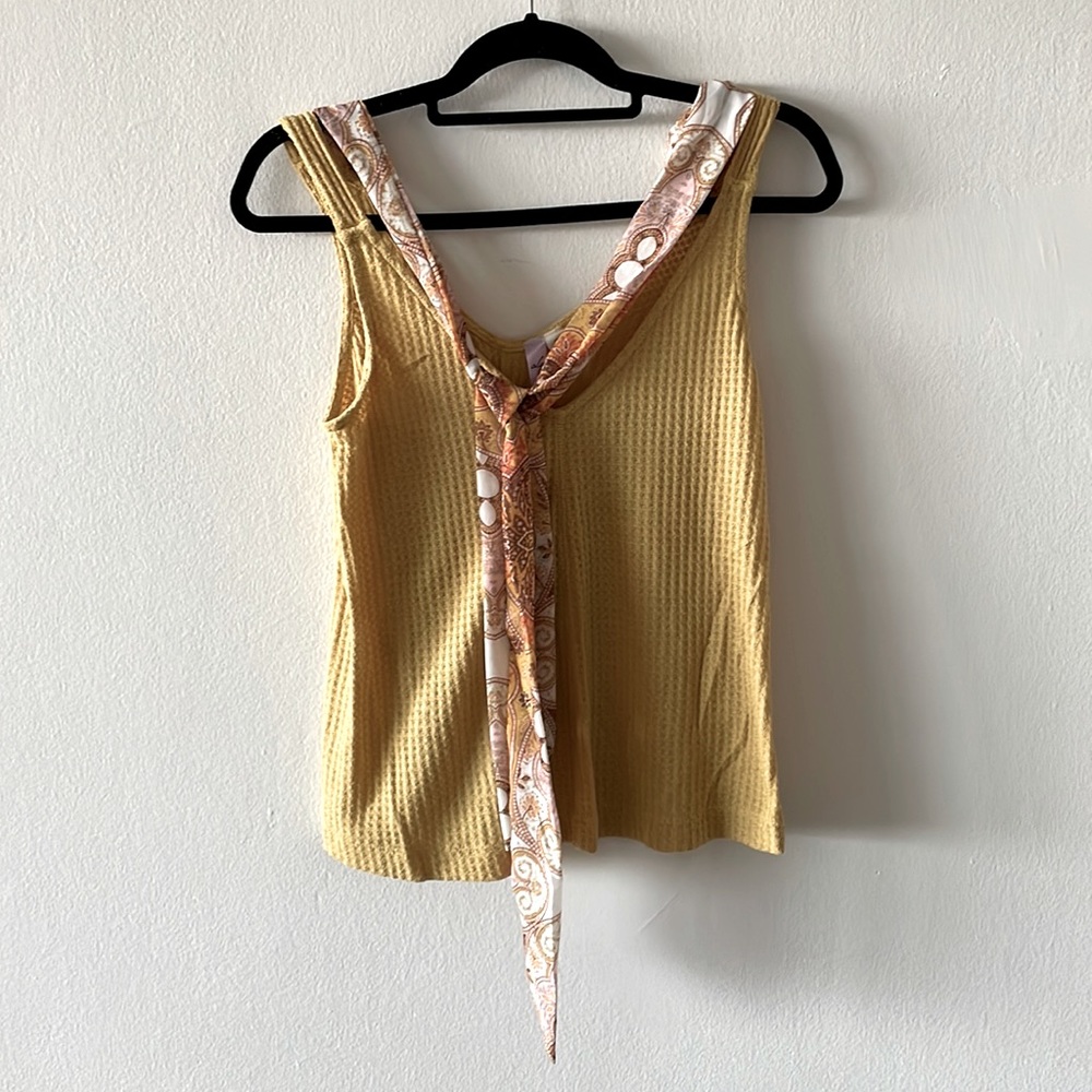 Alya Tank Top Size M